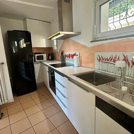 Rovio View & Relax, Di 4guests Lägenhet